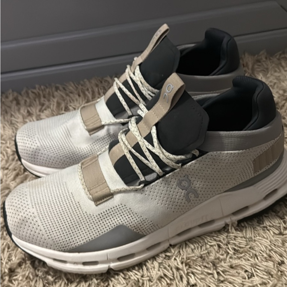 Women’s on cloud size 11